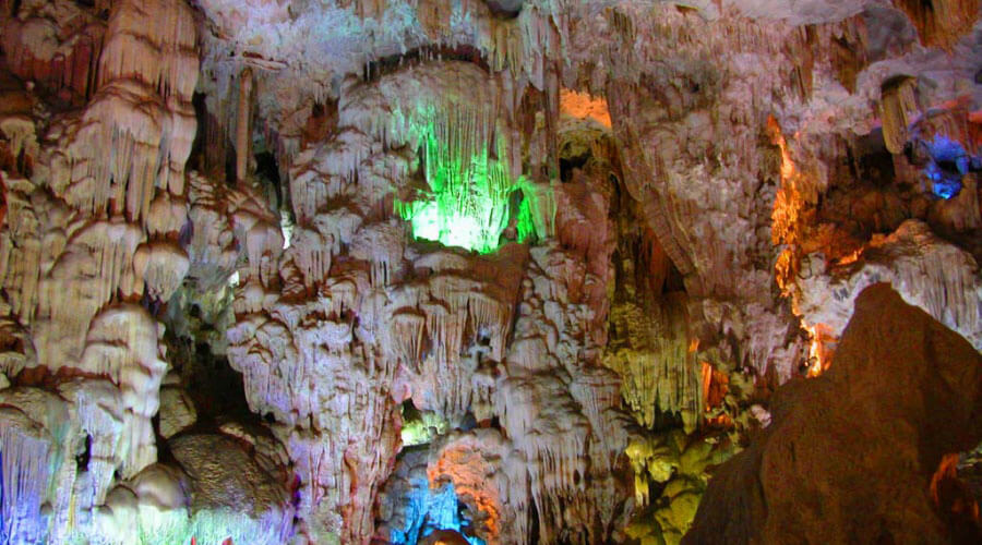 Thien Duong cave