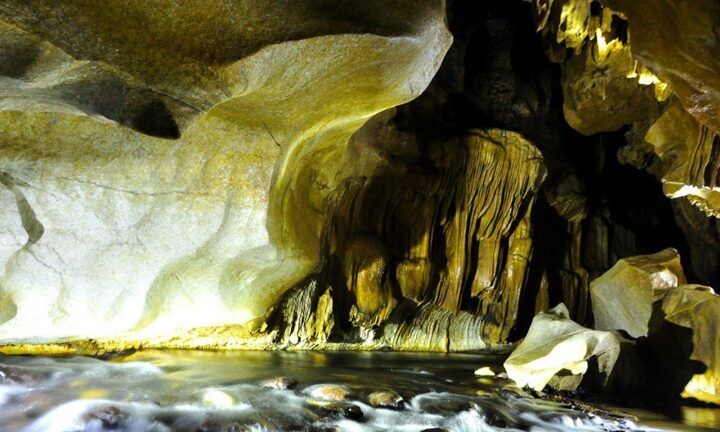 BHG08- Tham Phay Cave Expedition 1 Day