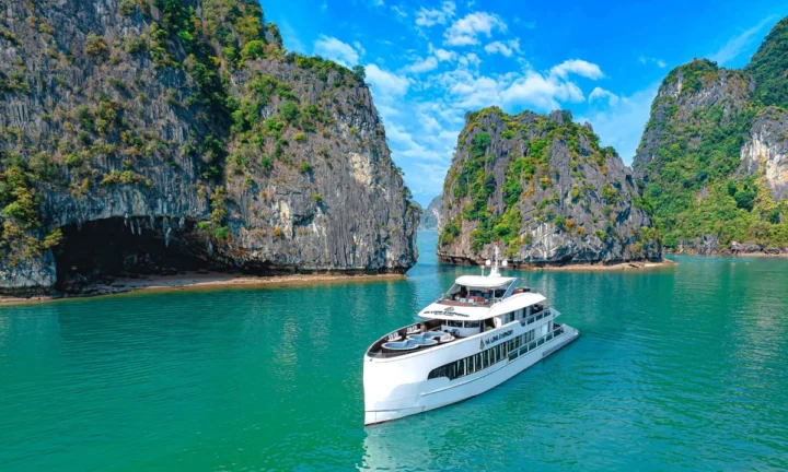 Halong Symphony 1