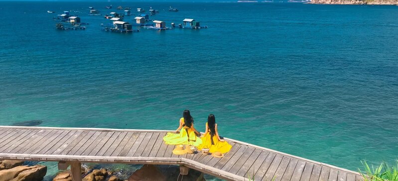 Quy Nhon – A hidden coastal gem with pristine beaches, fresh seafood, and a peaceful local atmosphere. Quy Nhon – A hidden coastal gem with pristine beaches, fresh seafood, and a peaceful local atmosphere.